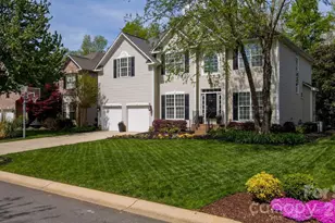 913 Grayscroft Dr, Waxhaw, NC 28173 - Photo 2