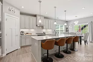 10258 Paper Birch Dr, Charlotte, NC 28215 - Photo 14
