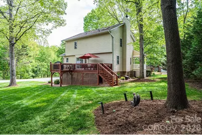 600 17th Avenue Drive SE, Hickory, NC 28602 - Photo 4