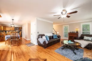 600 17th Ave Dr SE, Hickory, NC 28602 - Photo 10