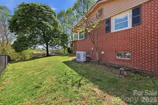 409 Walnut Pl NE, Lenoir, NC 28645 - Photo 38