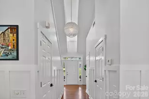 1011 Clearbrook Rd, Matthews, NC 28105 - Photo 4