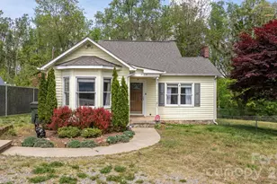 715 Main St, Hudson, NC 28638 - Photo 1