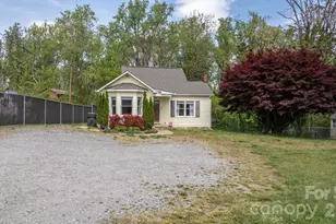 715 Main St, Hudson, NC 28638 - Photo 26