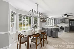 10646 S Hall Dr, Charlotte, NC 28270 - Photo 6