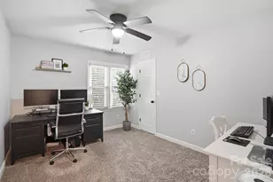 10646 S Hall Dr, Charlotte, NC 28270 - Photo 16