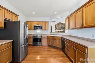 35 Stonecrest Ct, Flat Rock, NC 28731 - Photo 14