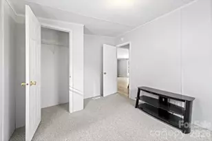 111 Oxford Ln, Blowing Rock, NC 28605 - Photo 14