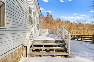 111 Oxford Ln, Blowing Rock, NC 28605 - Photo 24