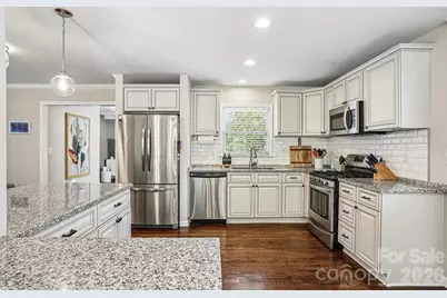 4238 Donnybrook Place, Charlotte, NC 28205 - Photo 12