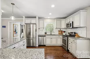 4238 Donnybrook Pl, Charlotte, NC 28205 - Photo 12
