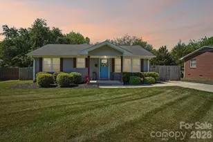 4238 Donnybrook Pl, Charlotte, NC 28205 - Photo 1