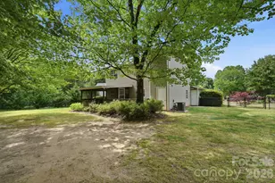 1200 Clear Springs Ct, Charlotte, NC 28214 - Photo 42