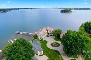 3386 Governors Island Dr, Denver, NC 28037 - Photo 2