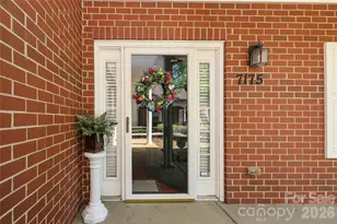7175 Somerset Springs Dr, Charlotte, NC 28262 - Photo 4