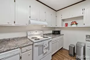 3510 Flint Dr, Statesville, NC 28677 - Photo 10