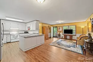3510 Flint Dr, Statesville, NC 28677 - Photo 8