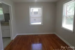 3016 Colfax St, Charlotte, NC 28216 - Photo 4