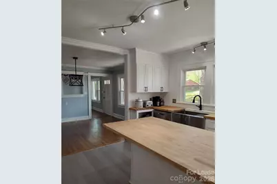 2048 Quiet Lane, Hickory, NC 28602 - Photo 8