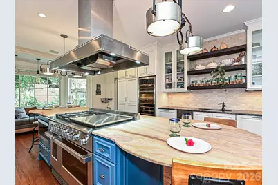 2132 Rolston Drive, Charlotte, NC 28207 - Photo 8