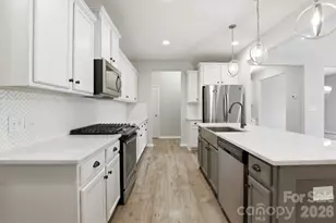 1117 Streamside Ln, York, SC 29745 - Photo 6