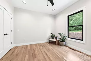 42 Busbee View Rd, Asheville, NC 28803 - Photo 18