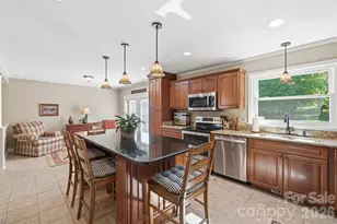 3740 6th St NE, Hickory, NC 28601 - Photo 14
