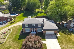 3740 6th St NE, Hickory, NC 28601 - Photo 4