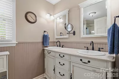 3740 6th Street NE, Hickory, NC 28601 - Photo 24