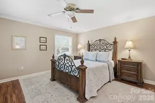 3740 6th St NE, Hickory, NC 28601 - Photo 22