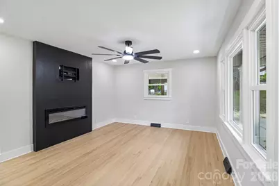 5009 Greenbrook Drive, Charlotte, NC 28205 - Photo 8