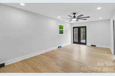 5009 Greenbrook Drive, Charlotte, NC 28205 - Photo 16