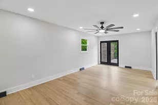 5009 Greenbrook Dr, Charlotte, NC 28205 - Photo 16