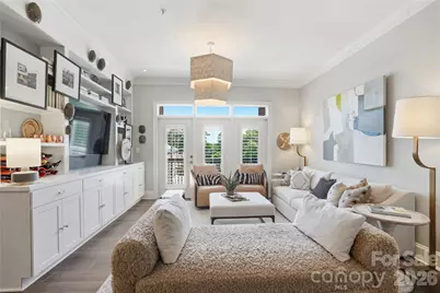 2990 Selwyn Avenue, Charlotte, NC 28209 - Photo 2