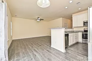 4629 Quinton Ln, Charlotte, NC 28269 - Photo 12