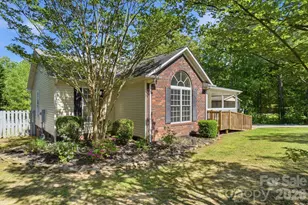 342 Foxlair Ct, Rock Hill, SC 29730 - Photo 4