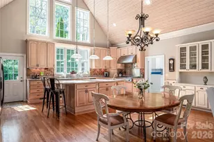 7 Ashley Rd, Asheville, NC 28805 - Photo 14