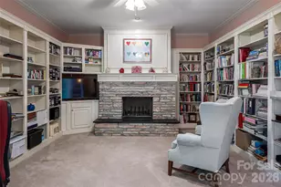 7 Ashley Rd, Asheville, NC 28805 - Photo 24