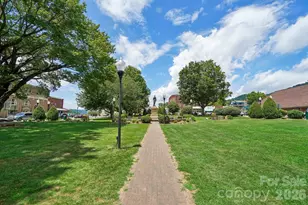 32 S View Dr, Burnsville, NC 28714 - Photo 12