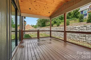 32 S View Dr, Burnsville, NC 28714 - Photo 4