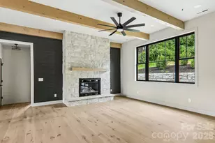 32 S View Dr, Burnsville, NC 28714 - Photo 6