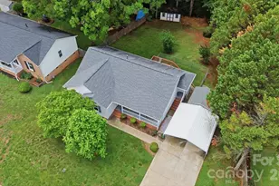 1037 Wilkerson St, Belmont, NC 28012 - Photo 4