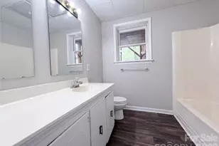 706 Crescent Dr, Cherryville, NC 28021 - Photo 18