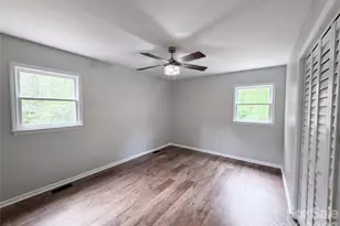 706 Crescent Dr, Cherryville, NC 28021 - Photo 14
