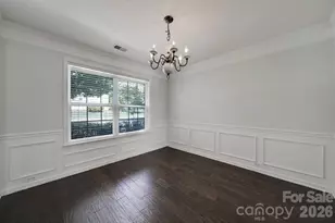 11343 Fox Hill Dr, Charlotte, NC 28269 - Photo 12