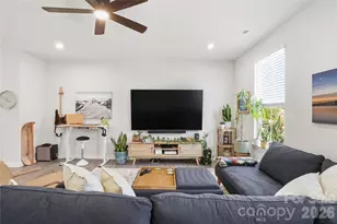 1311 Ashbury St, Charlotte, NC 28216 - Photo 14