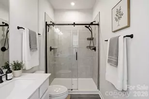 1311 Ashbury St, Charlotte, NC 28216 - Photo 18