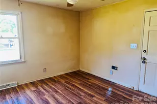 448 Tot Dellinger Rd, Cherryville, NC 28021 - Photo 6