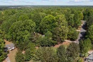 124 Stately Pines Dr, Troutman, NC 28166 - Photo 46