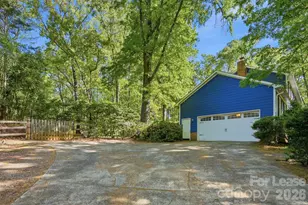 301 Sardis Rd N, Charlotte, NC 28270 - Photo 6